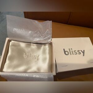 New! Blissy Silk Pillowcase